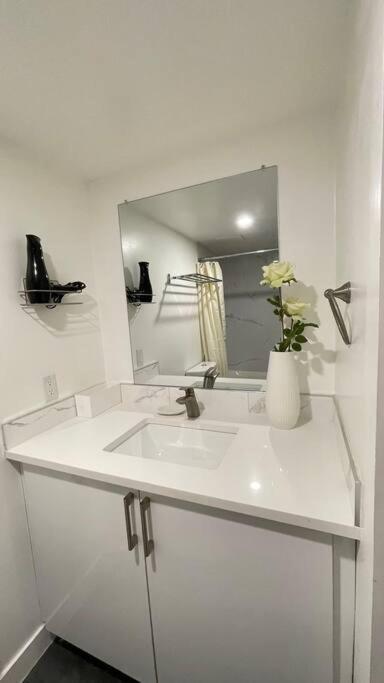 Unit #204 Cozy Mountain View 2Br In Canmore Downtown Exterior foto