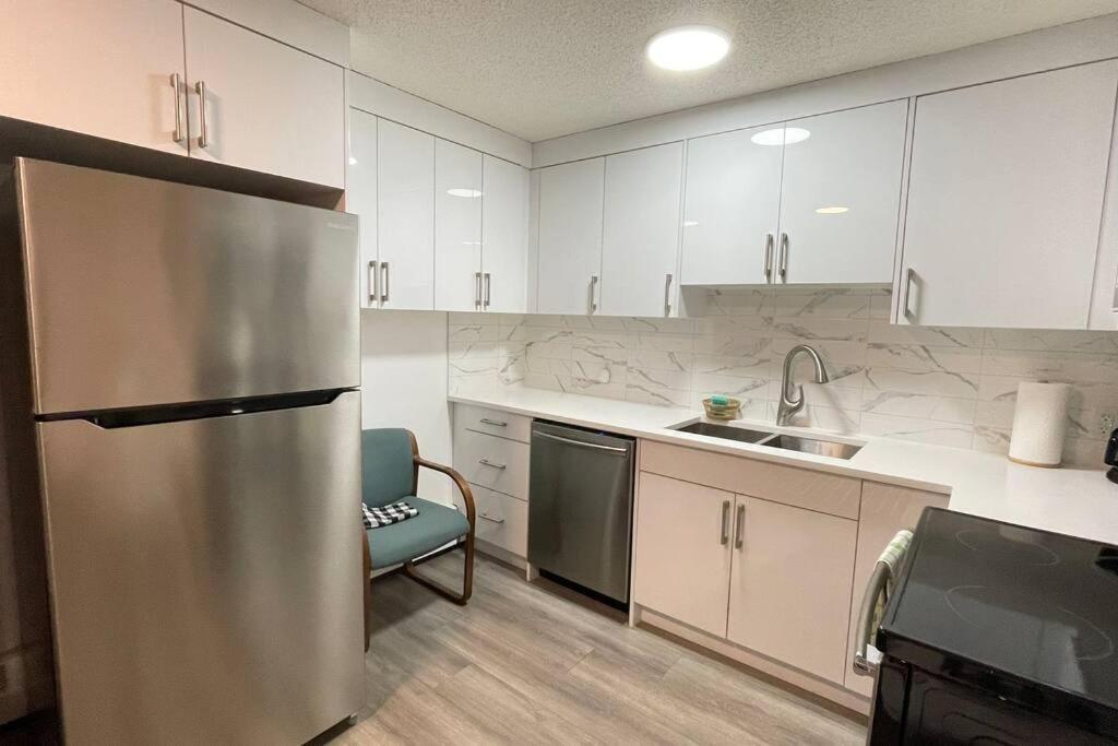 Unit #204 Cozy Mountain View 2Br In Canmore Downtown Exterior foto